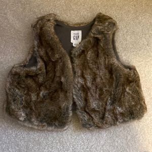 Gap Fur Vest. Excellent condition!!
